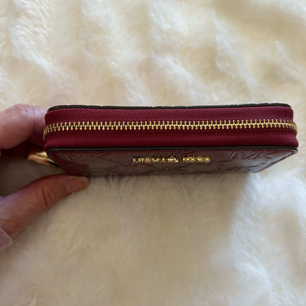 Michael Kors Small Cherry Metallic Wallet - Picture 5 of 7